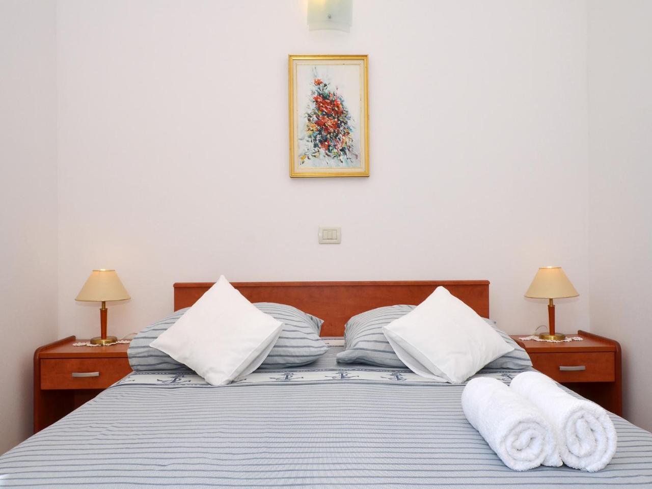 Apartments Nera Podstrana Exterior photo